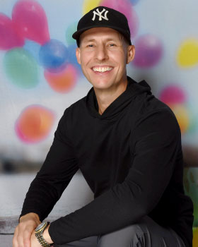 Benny Darsow